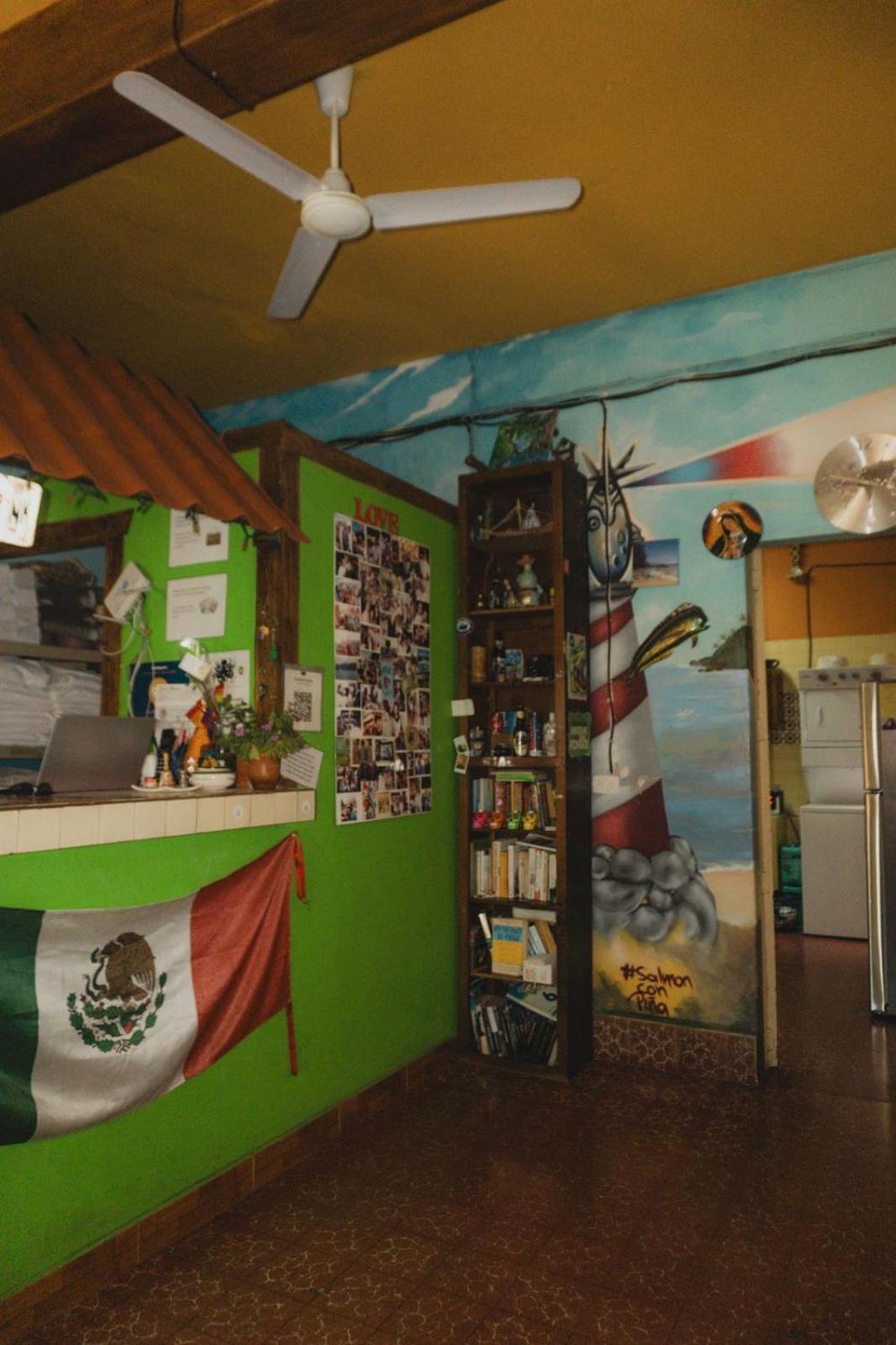Casa Kraken Hostel Puerto Vallarta Luaran gambar